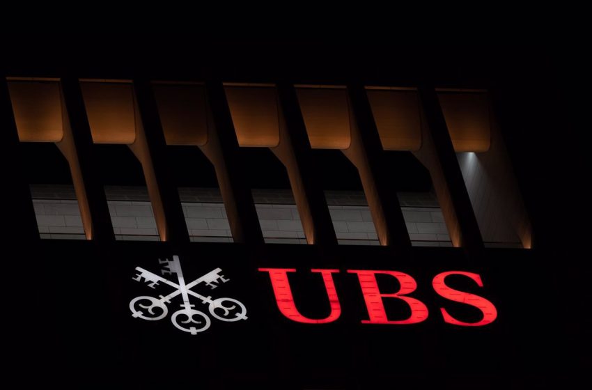  Moody’s y S&P rebajan a negativa la perspectiva del rating de UBS tras la compra de Credit Suisse