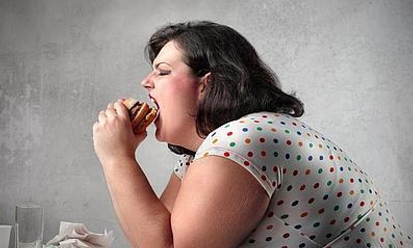  Las madres transmiten el riesgo de obesidad a sus hijas