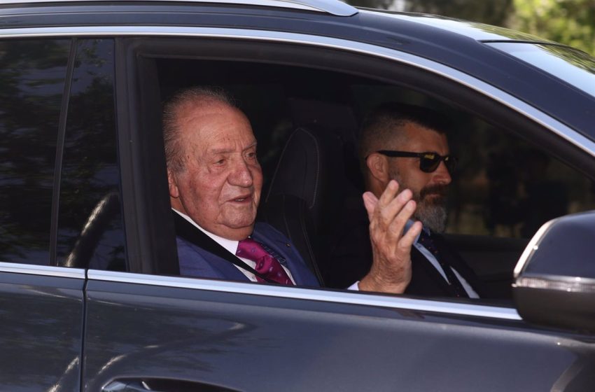  El Rey emérito regresa mañana a España obviando el malestar que su segunda visita genera en Zarzuela