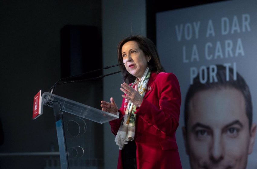  Robles critica el «patriotismo de pulsera» del PP y recuerda a Ayuso y Almeida que Madrid «no es suyo»