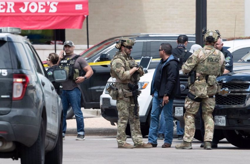  Al menos ocho muertos y siete heridos en un tiroteo en un centro comercial de Texas (EEUU)