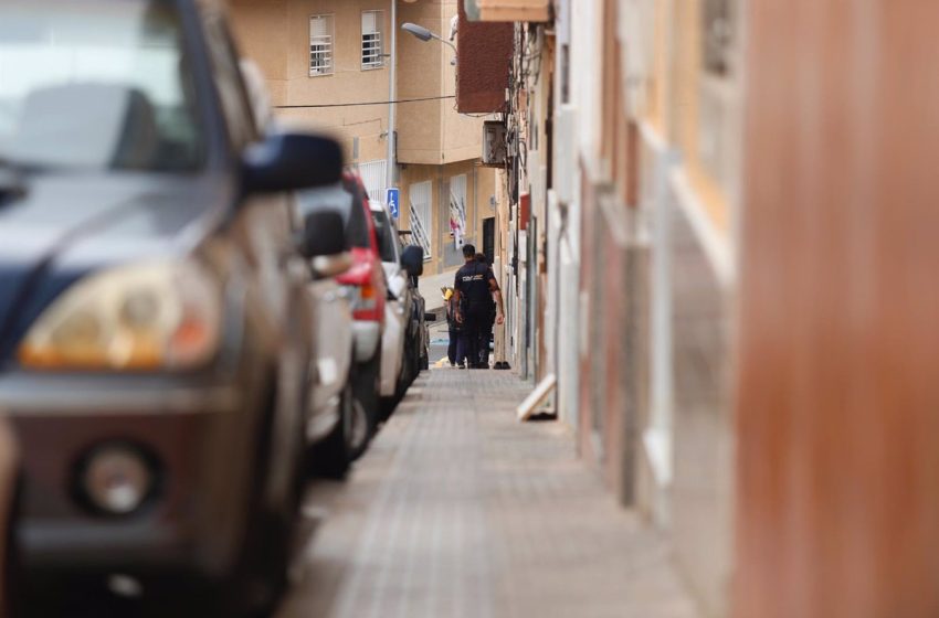  La Junta Electoral acuerda que los votantes por correo en Melilla entreguen su papeleta personalmente y con DNI