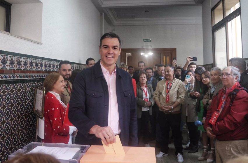  Sánchez pide ir a votar «en positivo» para olvidar «la crispación», entre aplausos y un ‘Que te vote Txapote’