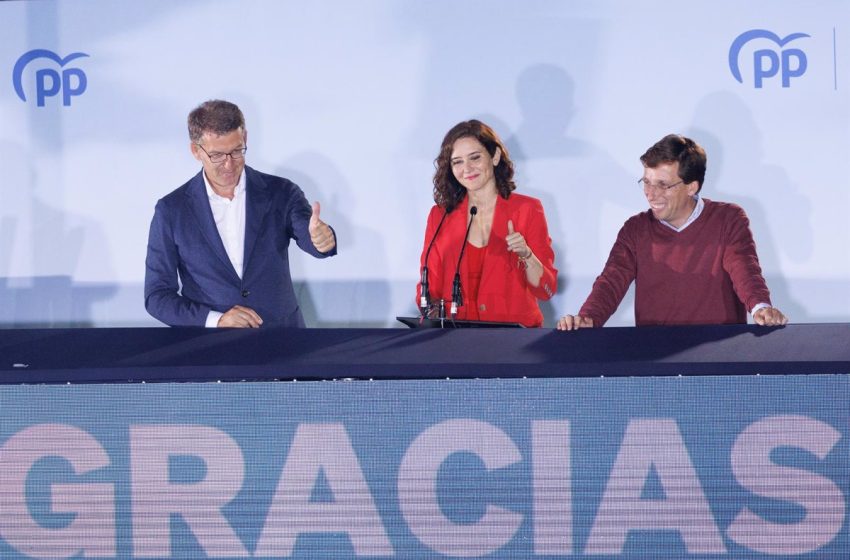  Feijóo dice que ha ganado «la centralidad frente al radicalismo»: «España ha iniciado un nuevo ciclo político»