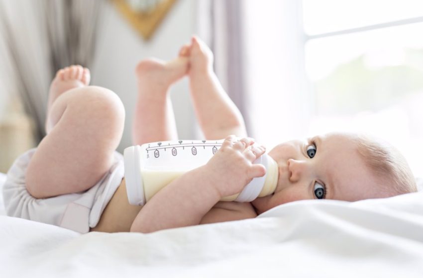  Beneficios y diferencias de la leche materna y la de fórmula: ¿Algún día serán iguales?