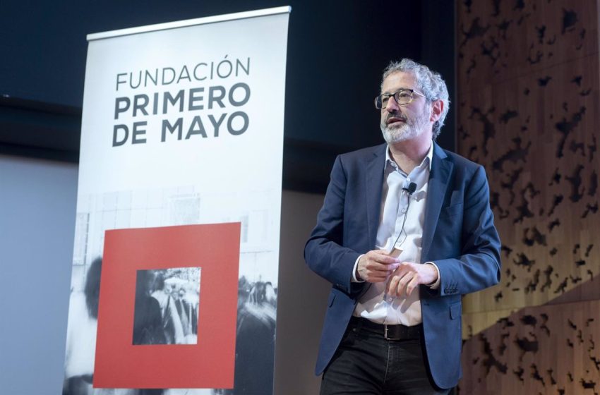  Sumar ficha a Carlos Martín (CCOO) como número seis por Madrid  para que sea su referente económico en el Congreso