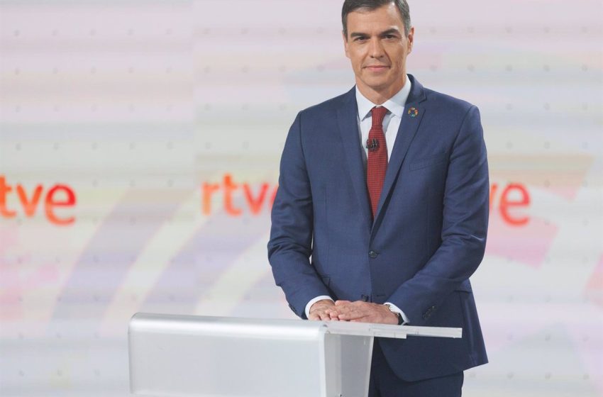  Sánchez acusa a Feijóo de borrarse del debate en RTVE por tener «vergüenza» de comparecer con su «socio» Abascal