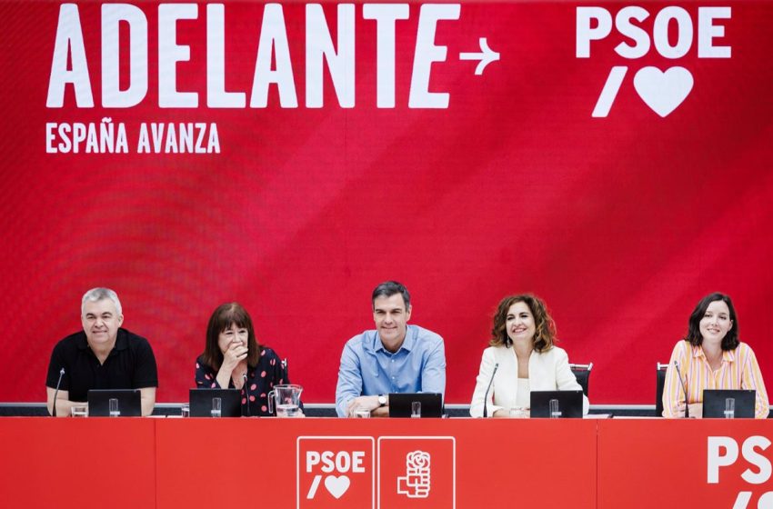  El PSOE ve a Feijóo «tocado de muerte» y aparentando que puede ser investido para evitar una caída precipitada