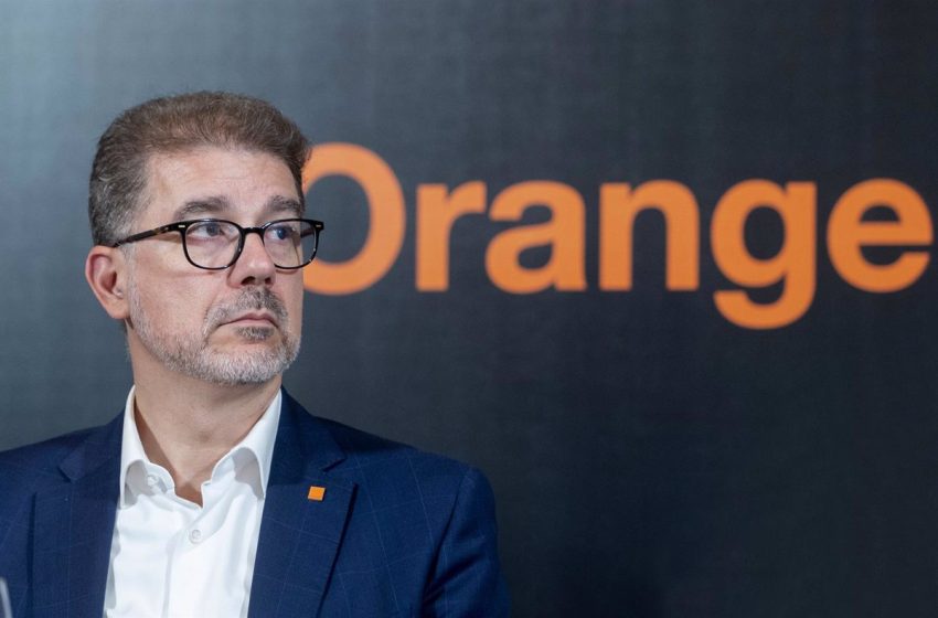  Bruselas aplaza sin fecha su decisión sobre la fusión de Orange y MásMóvil para examinar su impacto