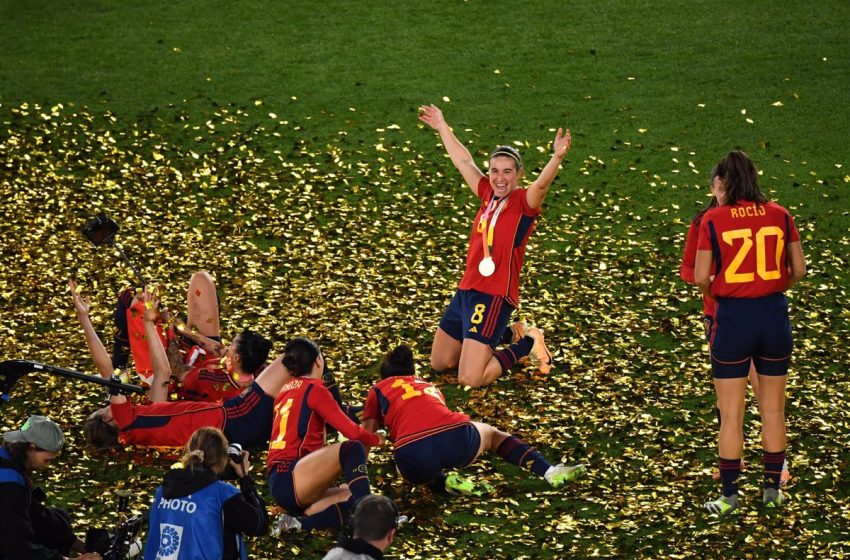  La selección rompe la barrera en un año inolvidable para el fútbol femenino español