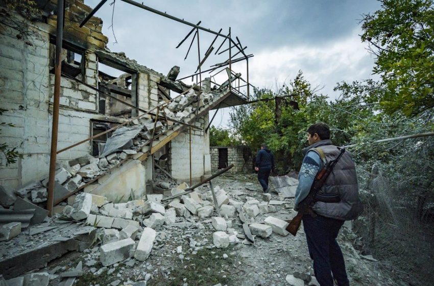  Las autoridades de Nagorno Karabaj anuncian un alto el fuego tras los últimos combates con Azerbaiyán