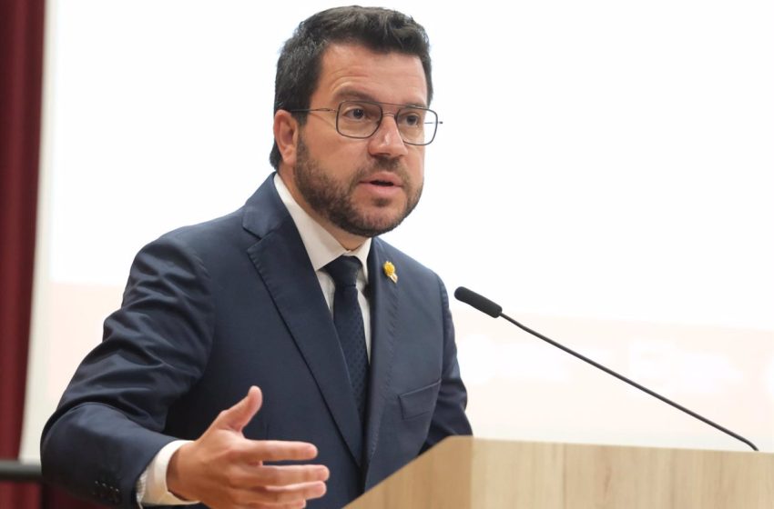  Aragonès define la manifestación del PP contra la amnistía como un «ataque a Catalunya»