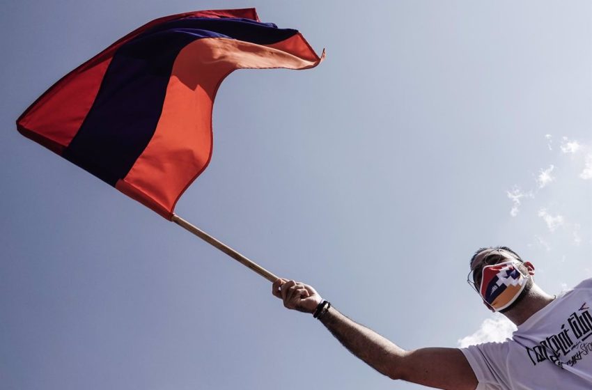  Ascienden a más de 6.500 los desplazados de Nagorno Karabaj llegados a Armenia