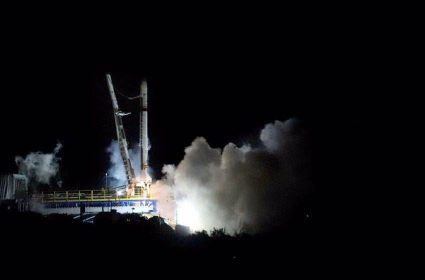  Despega desde Huelva tras dos intentos fallidos el MIURA 1, el primer cohete privado que se lanza en Europa